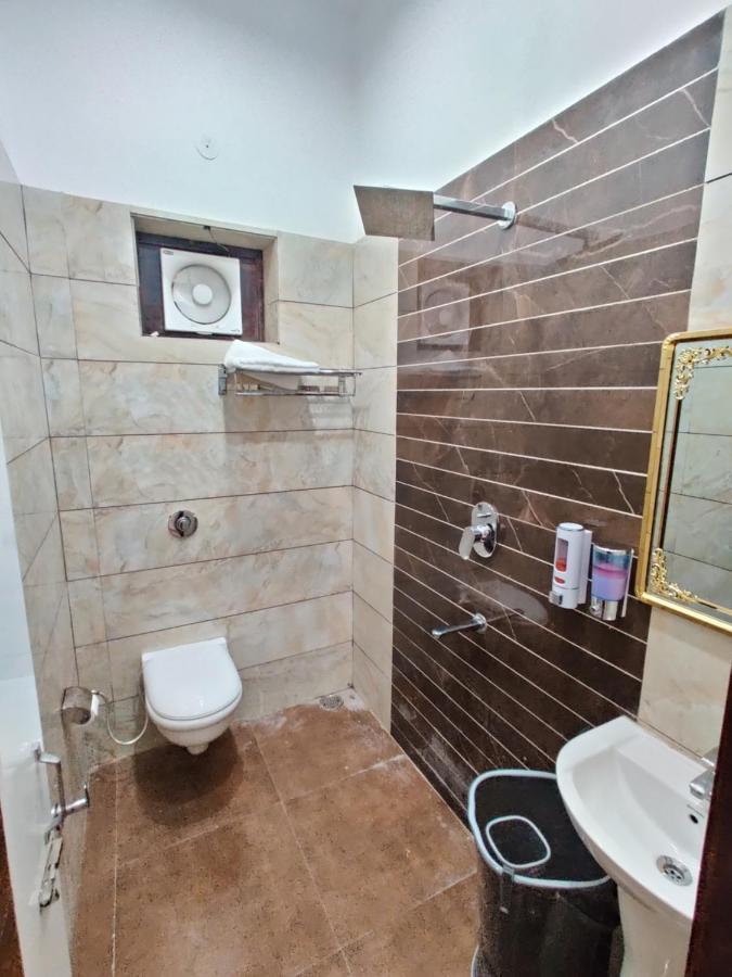 Guntas Residency Hotel Amritsar Exterior foto