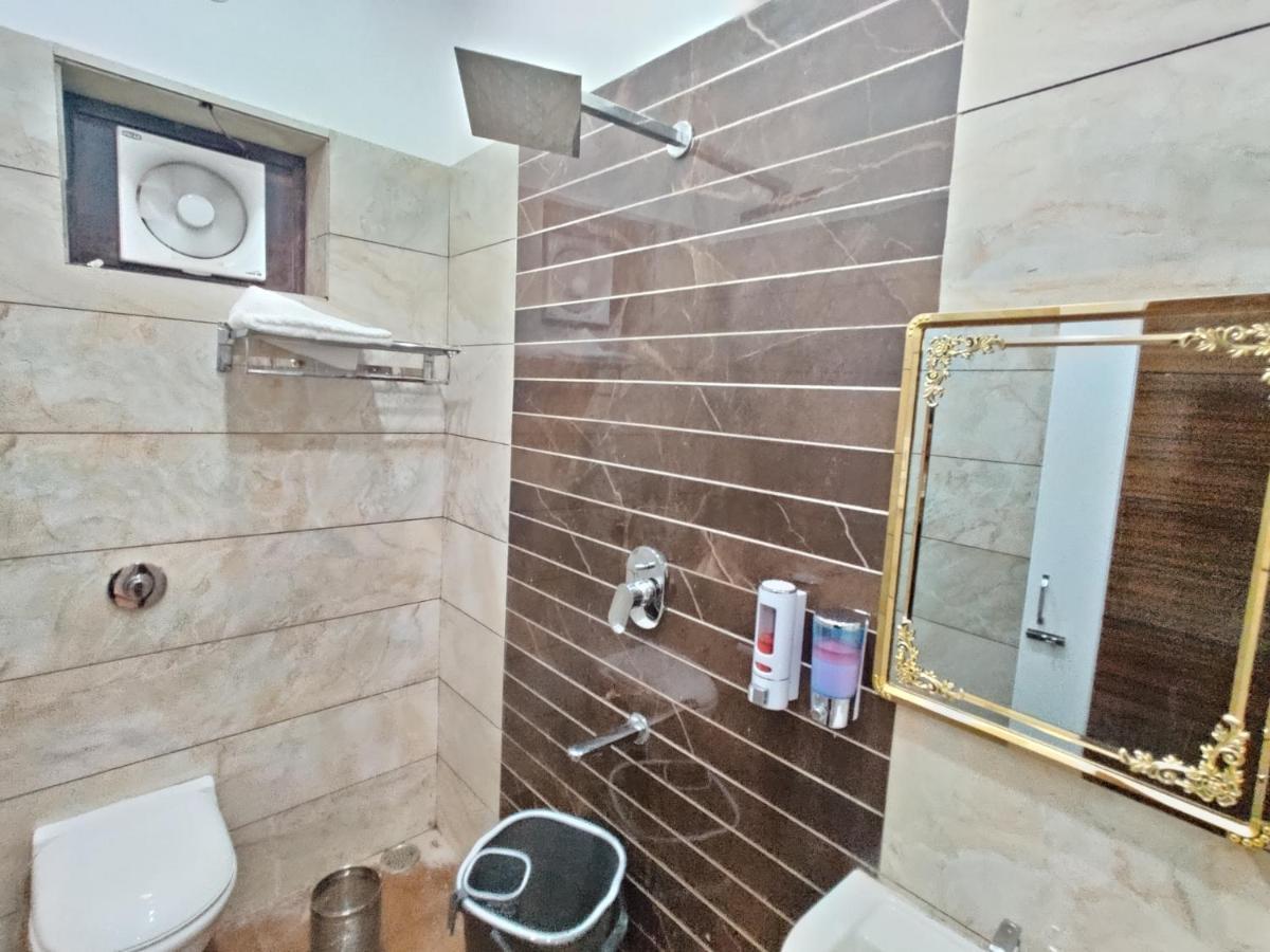 Guntas Residency Hotel Amritsar Exterior foto