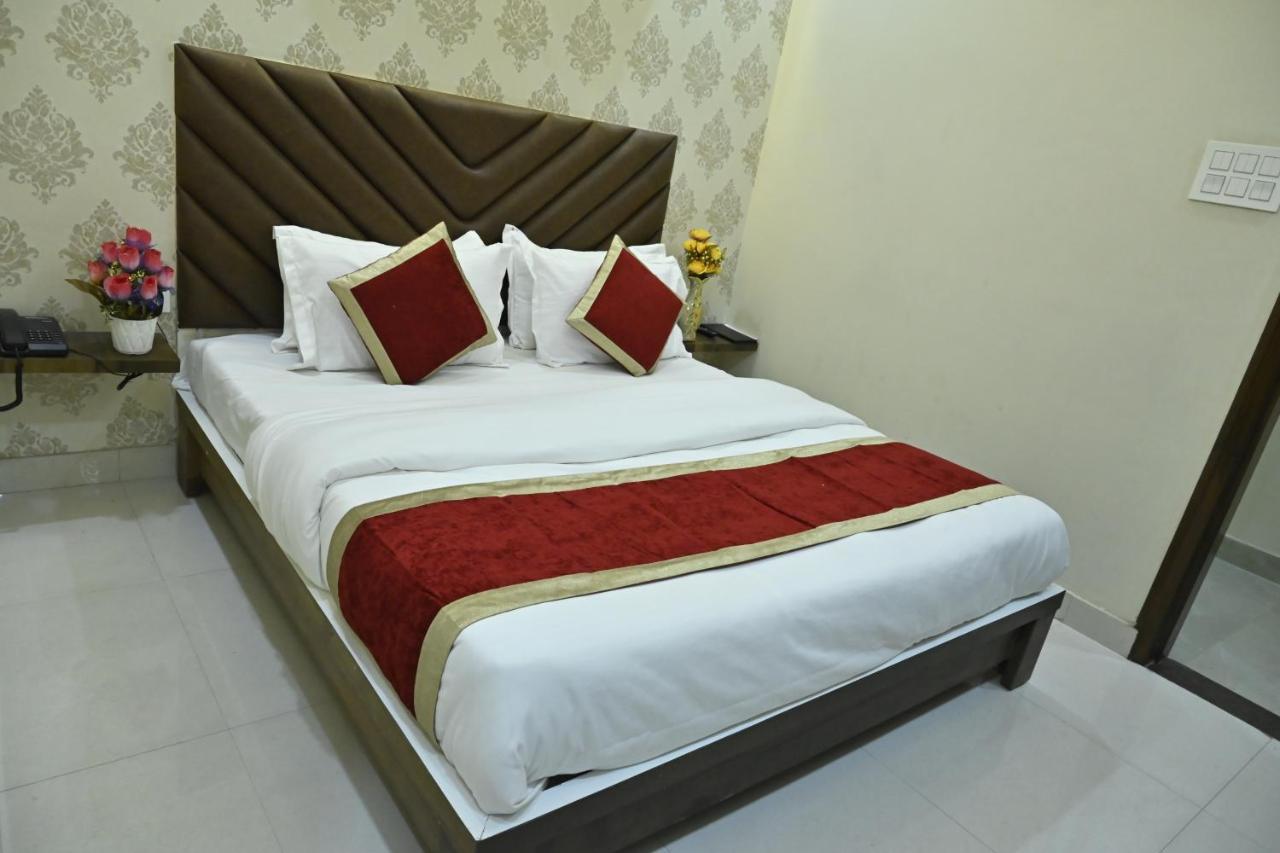 Guntas Residency Hotel Amritsar Exterior foto