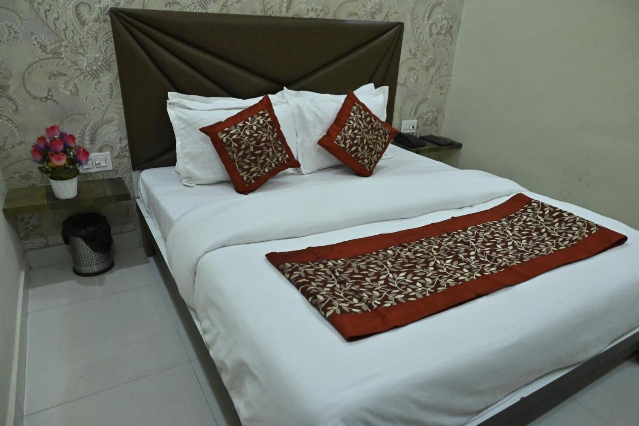 Guntas Residency Hotel Amritsar Exterior foto