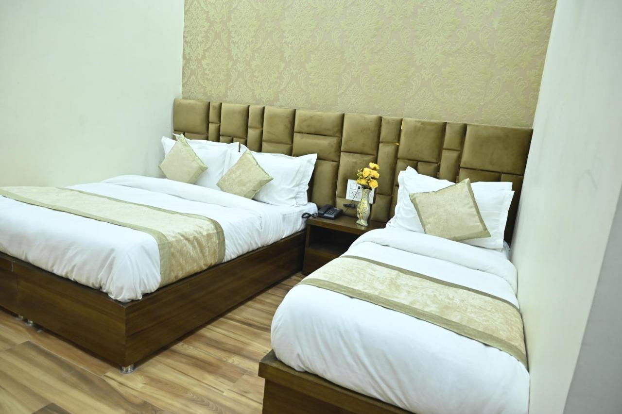 Guntas Residency Hotel Amritsar Exterior foto